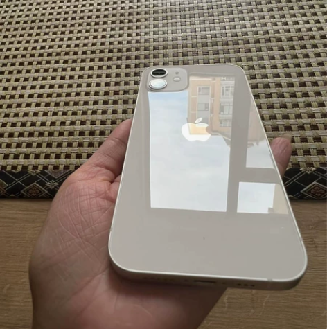 苹果12     128     无磕碰划...