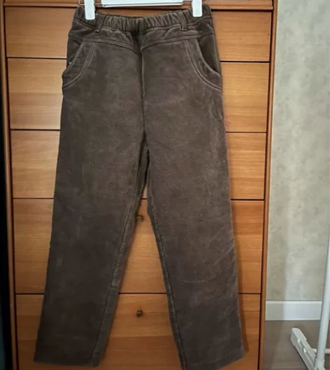 女款加绒条绒裤,腰围二尺——二尺四(腰部为...