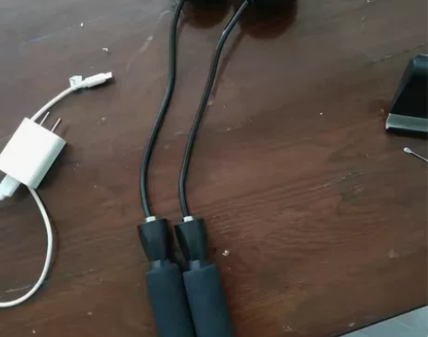 无绳跳绳，买来没用过，不想减肥 感兴趣的话...