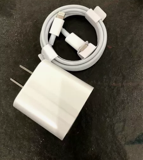 全新苹果PD快充20w 全新 数据线1.5...