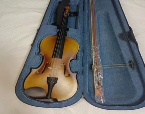 转让个人原价千元入手的4/4小提琴全新包邮...