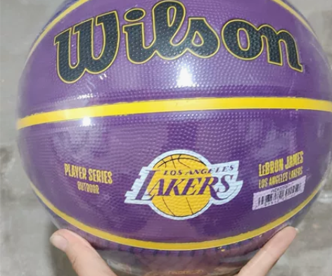 个人闲置威尔胜带膜7号篮球 高弹耐磨一体橡...