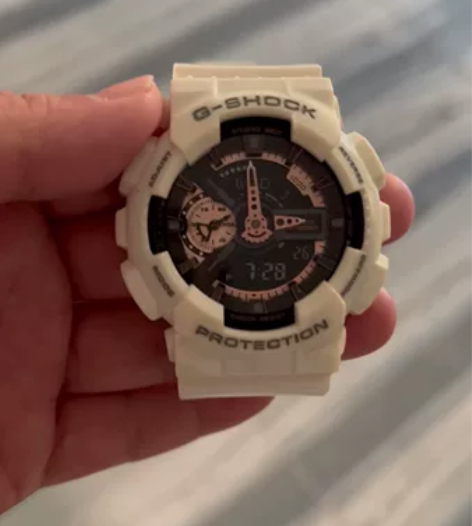 卡西欧白金手表，全新未带过，成色如图，别问...