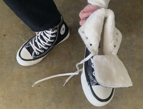 （全新）高帮帆布鞋女加绒加厚棉鞋秋冬季百搭...