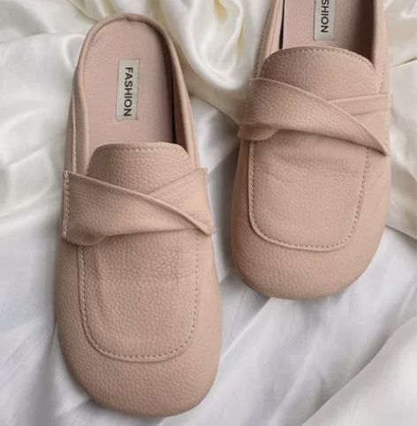 穿过两次，软皮软底鞋！ 8.5成新！！35...