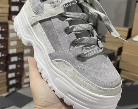 捡漏高品质凯撒大帝36码女士休闲单鞋，撤柜...