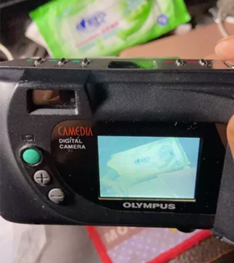 奥林巴斯c830L复古老相机ccd。相机外...
