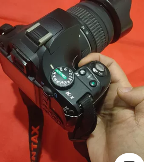 宾得K-X带镜头 配件:电池，充电器，相机...