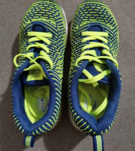 安踏ANTA透气运动鞋球鞋34码，内长22...