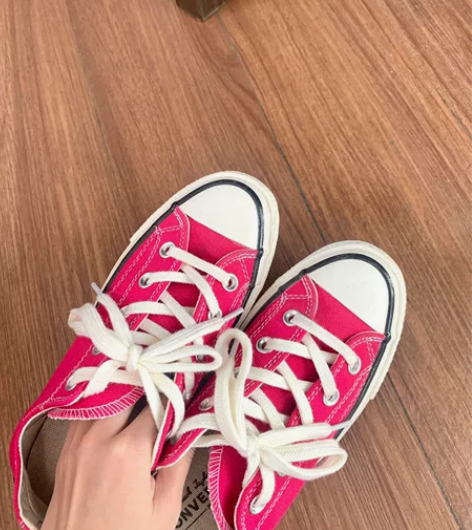 粉色低帮匡威36 感兴趣的话点“我想要”和...