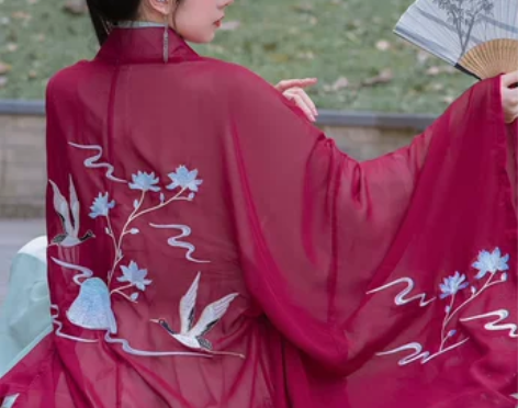 大袖衫红色粉色蓝色 s码 立领s 感兴趣的...