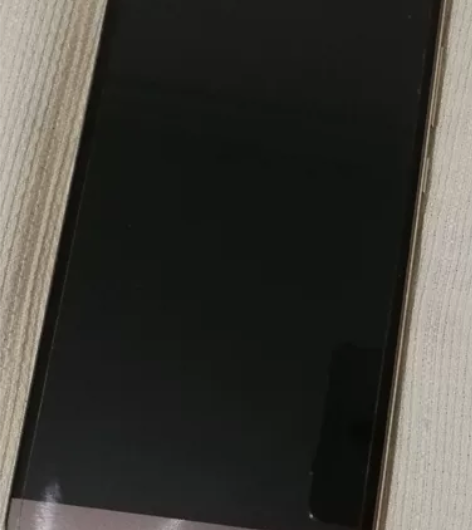 自用华为mate9 全网通摩卡金6/128...