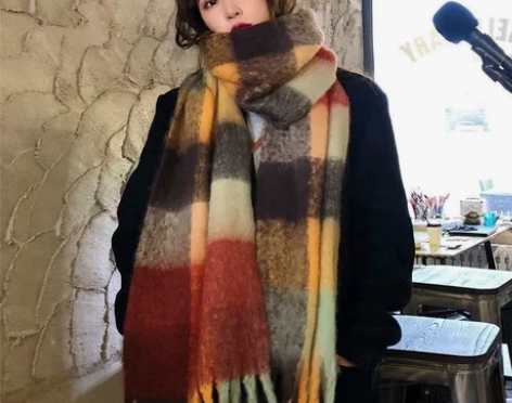 彩虹格子围巾大流苏秋冬羊绒马海毛披肩加厚欧...