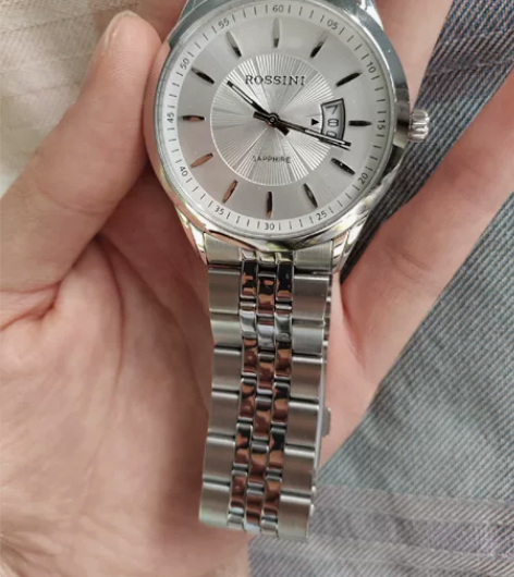 罗西尼手表 在唯品会上的，九月份买的，一次...