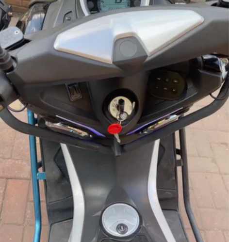 立雅150摩托车.2020年车，现公里数3...
