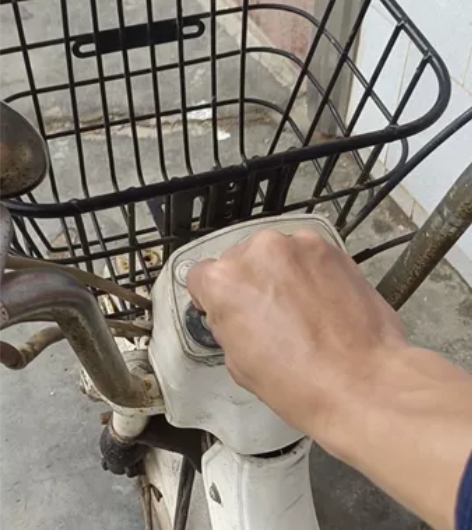 日本纯进口铃木FM50二冲程摩托车 原滋原...