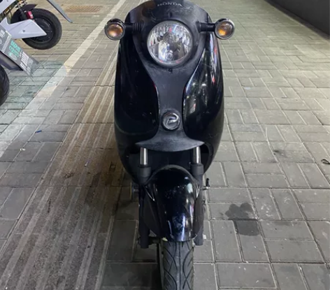 已卖！！！！ 本田小炮弹电动车 5块20a...