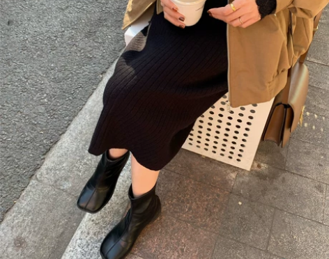 酸奶的衣橱半身裙秋冬针织裙文艺风休闲裙显瘦...