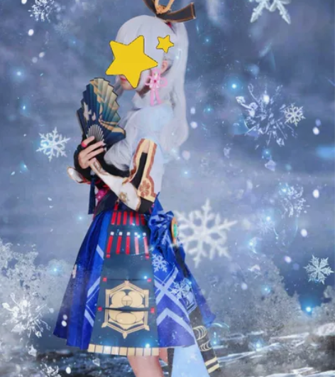 三町目家的裙子，假发榴莲家的，发冠找不到了...