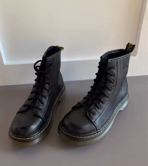 马丁博士8孔马丁靴 经典中的经典，巨百搭无...