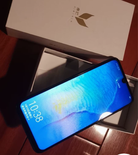 华为 麦芒 8 6+128 感兴趣的话点“...