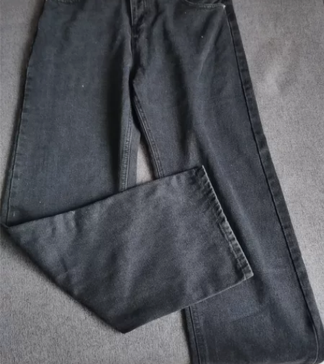 全新设计款阔腿牛仔裤，长款。扣门都没开， ...