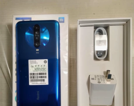 红米手机  9成新 感兴趣的话点“我想要”...