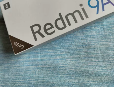 红米9A  99新 就标注一点瑕疵不仔细看...