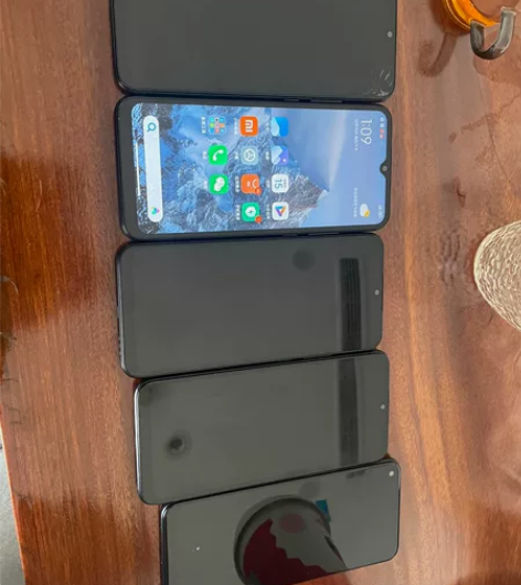 红米10A 464，有三台，买来做抖音账号...