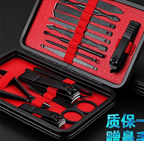 全新指甲套装，25-30 感兴趣的话点“我...