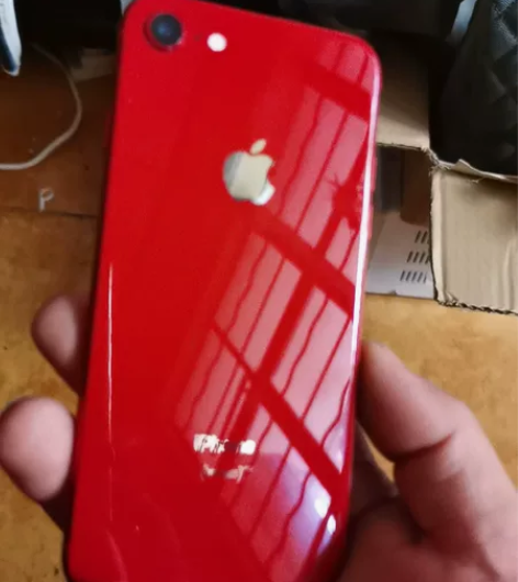 苹果8手机，红色苹果备用机，浑身原装无修，...
