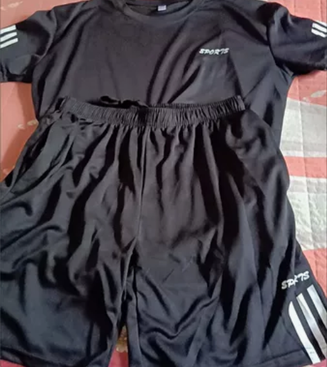 男士运动套装，速干衣套装。25元一套包邮。...