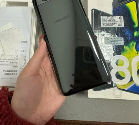 三星A80，8+128，成色如图！手机全部...