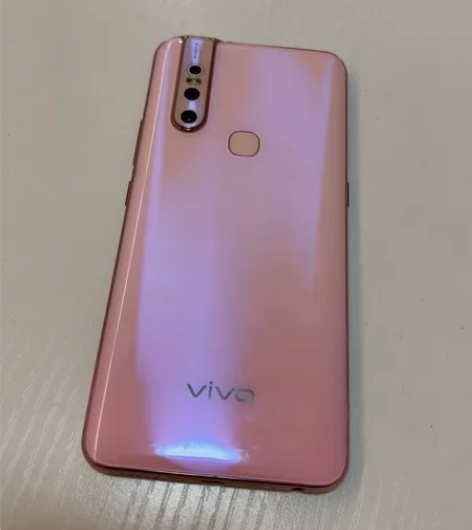 换手机后闲置转让,vivo S1 型号V1...