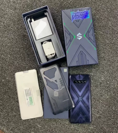 黑鲨4 游戏手机 （5G）8+128g  ...