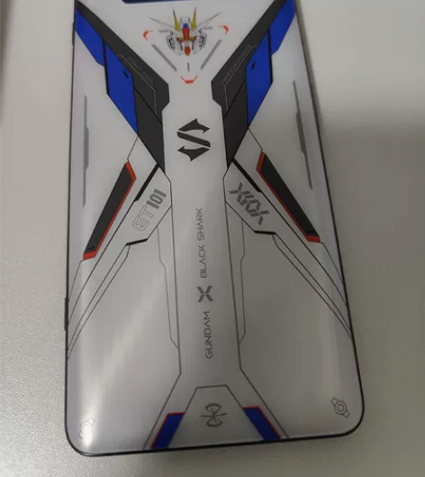 二手黑鲨4s高达版，带原装充电器手机各功能...