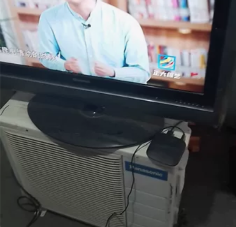 海信32寸液晶电视机。支持无线网连接。支持...