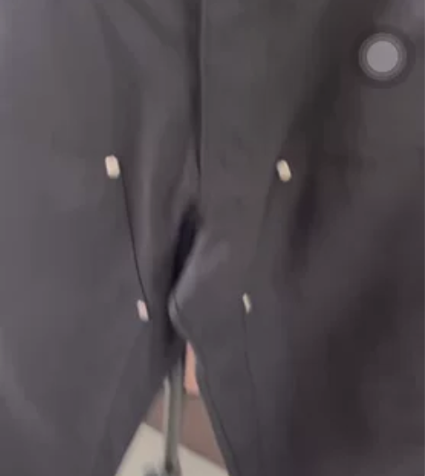 非Chrome Hearts 克罗心铆钉纽...