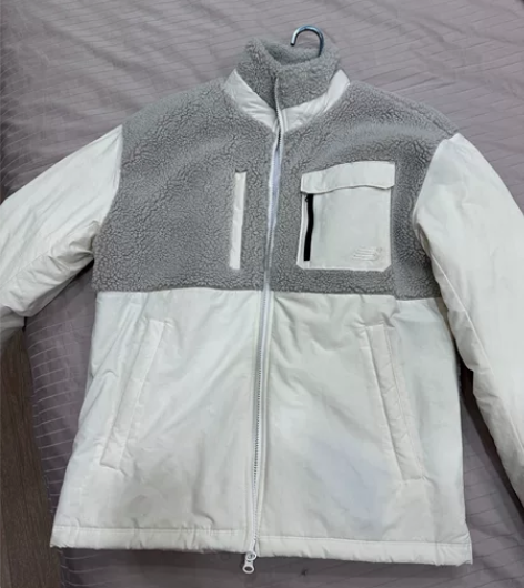 新百伦羽绒服白色 正品 穿过一两次 XL ...