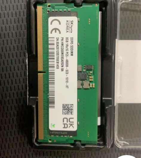 Skhynix 笔记本内存  8G，DDR...