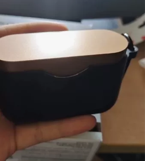 索尼wf1000xm3，降噪豆。带盒子，成...