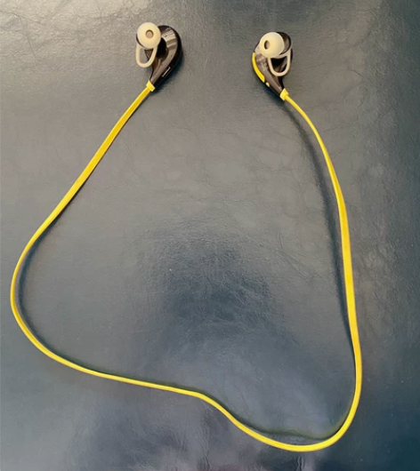 QCY尖叫QY7无线运动蓝牙耳机 功能正常...