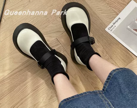 网红同款复古圆头搭扣玛丽珍小皮鞋女日系松糕...