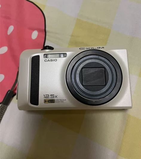 卡西欧相机ex-zr100杠杠新!二手商品...