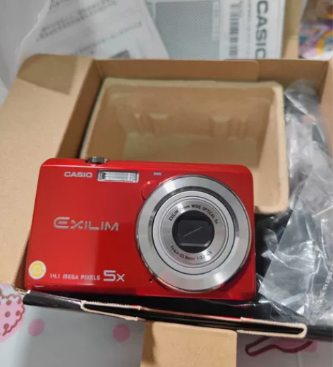 卡西欧ZS15，全新库存，全新电池，8g，...