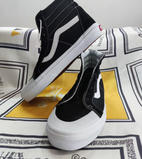 正品VANS SK8  42码   几乎全...