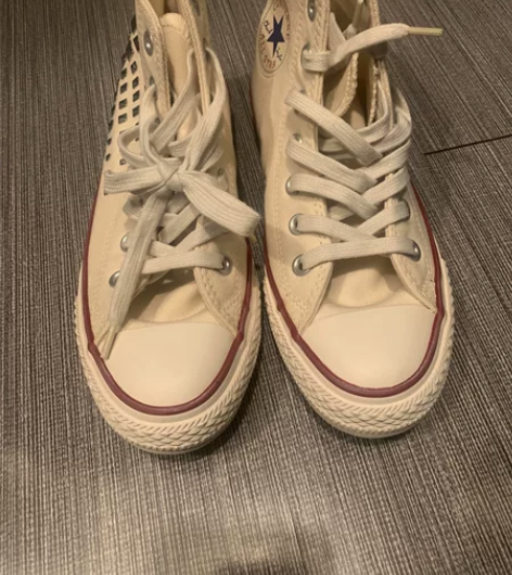 匡威 女士铆钉款 正品 出自专柜正品闲置 ...