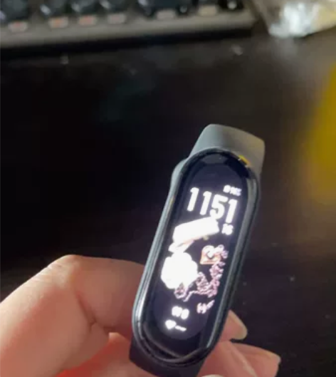 小米手环6    99新 感兴趣的话点“我...