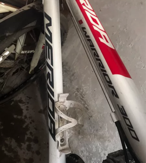 美利达300,9成新,骑的少,骑着很轻,上...