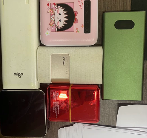 充电宝移动电源10000毫安快充超薄小巧便...